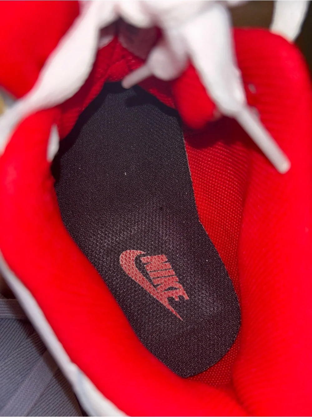 9.5 Mens - Nike Flight Legacy - New without box